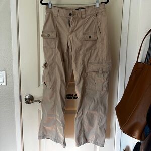 Hollister Women’s Beige Cargo Pants
